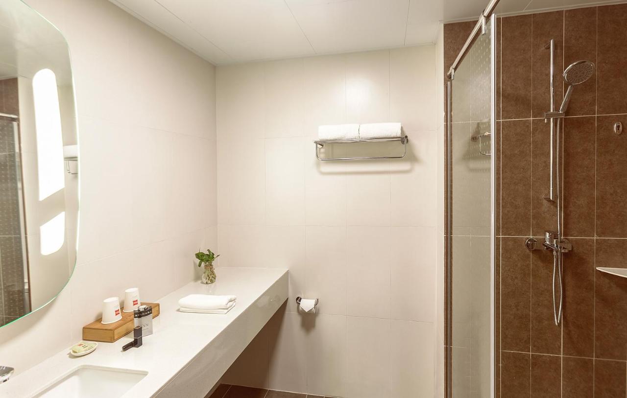 Ibis Zhengzhou Longhai Road Exterior photo